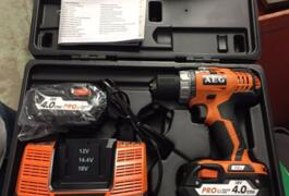 Location outil Perceuse / perforateur aeg près de Douvrin