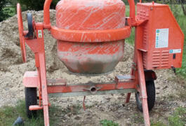 Location outil Bétonnière thermique honda 340l près de Barbaste