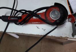 Location outil Meuleuse d'angle 125 mm hilti avec disques près de Lavaur