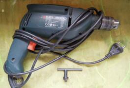 Location outil Perceuse black &amp; decker près de Essert