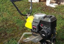 Location outil Motobineuse thermique 5.5cv près de Belfort
