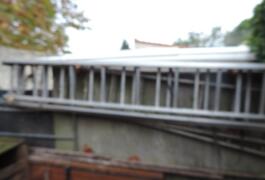 Location outil Echelle triple et double près de Cenon