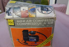 Location outil Mini compresseur air 12v près de Saint-Michel-Chef-Chef