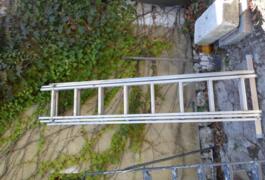 Location outil échelle 3 pans aluminium près de Noisy-le-Sec