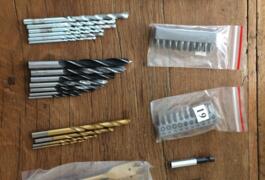 Location outil Perceuse-visseuse bosch sans-fil psr universal+ li-2 près de Asnières-sur-Seine