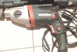 Location outil Perceuse metabo professionnelle sbe850-2 près de Pau