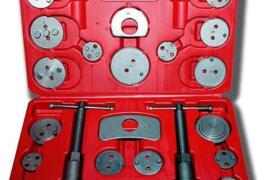 Location outil Repoussé piston près de Écouflant