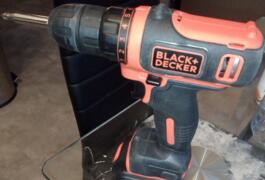 Location outil Visseuse perceuse black et decker près de Limeil-Brévannes