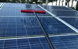 Location outil Kit de nettoyage pour panneaux solaires près de Carquefou