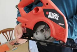 Location outil Scie circulaire ks40 black &amp; decker près de Fretin