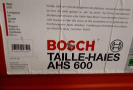 Location outil Taille haies bosch ahs 600 près de Châtenay-Malabry