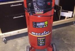 Location outil Compresseur 50l mecafer 10 bar près de Toulouse