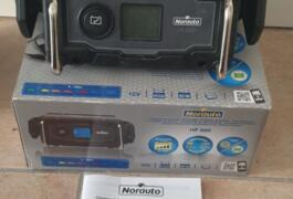 Location outil Chargeur batterie électronique près de Chennevières-sur-Marne
