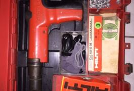 Location outil Hilti dx 350 cloueur à poudre près de Gaillon