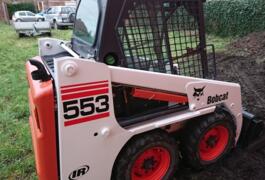 Location outil Mini chargeuse bobcat près de Bouchain