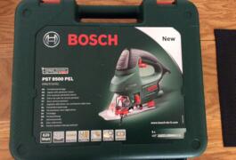 Location outil Scie sauteuse bosch pst 9500 pel près de Paris