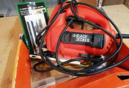Location outil Scie sauteuse black &amp; decker 500w près de Naintré