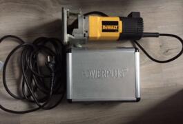 Location outil Affleureuse dewalt dw670 600watts près de Gaillon
