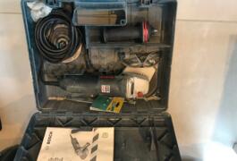 Location outil Meuleuse disqueuse bosch 125 mm 1100 watt près de Fontaines-sur-Saône