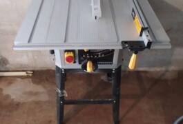 Location outil Scie sur table peugeot energysaw-254b près de La Canourgue