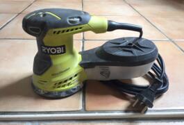 Location outil Ponceuse orbitale ryobi 125mm près de Auzat-la-Combelle