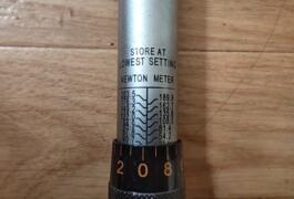 Location outil 1/2" clé dynamométrique 13,6-203,5 nm près de Croissy-sur-Seine