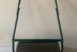 Location outil Rouleau à gazon 60 cm avec brancard en acier - remplissage eau ou sable 48 l vert (livraison possible) près de Alfortville