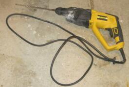 Location outil Perforateur electrique près de Argentonnay