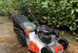 Location outil Location tondeuse thermique autotracté 10eur près de Rives