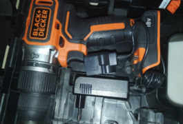 Location outil Perceuse black and decker près de Cannes
