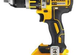 Location outil Perceuse à percussion sans fil dewalt, 18 v 4 ah, xr dcd795m2-qw près de Pontivy