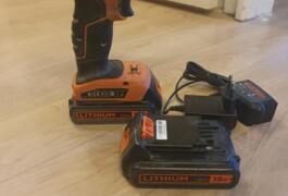 Location outil Visseuse devisseuse black +decker 18v 2.0ha près de Montesson