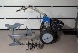 Location outil Motoculteur 6cv staub - charrue + fraises près de Toulouse