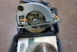Location outil Scie circulaire idéal power près de Villers-lès-Nancy