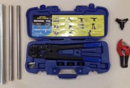 Location outil Coffret pince à sertir multicouche - per + accessoires près de Bouxwiller