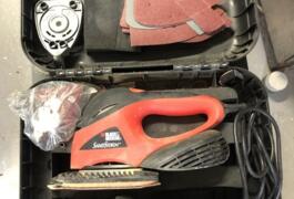 Location outil Ponceuse d'angle multifonctions black et decker près de Pornichet