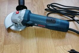 Location outil Location meuleuse / disqueuse bosch pro - diam 125 / livraison près de Lyon