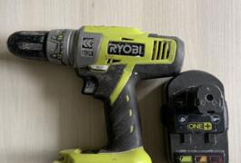 Location outil Perceuse-visseuse sans fil ryobi près de Cugnaux