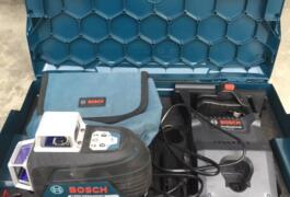 Location outil Niveau laser bosch gll 380 c près de Dunières