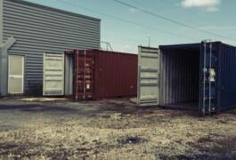 Location outil Conteneurs maritimes de stockage près de Levallois-Perret