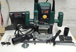 Location outil Défonceuse bosch pof800ace près de Blanquefort