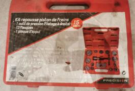 Location outil Kit de repousse piston pour frein près de Varzy