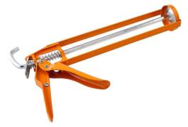Location outil Pistolet à cartouche mastic silicone près de Chantilly