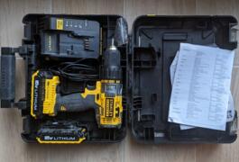 Location outil Perceuse visseuse stanley fatmax près de Buc