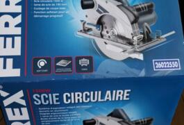 Location outil Scie circulaire électrique près de Paris 13e Arrondissement