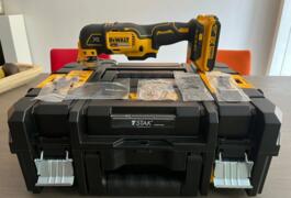 Location outil Outil multifonction électrique Dewalt près de Suresnes