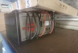 Location outil Chargeur de batterie près de Molsheim