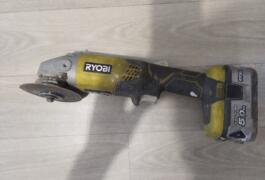 Location outil Meuleuse sans fil ryobi près de Neuilly-sur-Marne