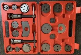 Location outil Coffret repousse piston étrier de frein près de Fresnes