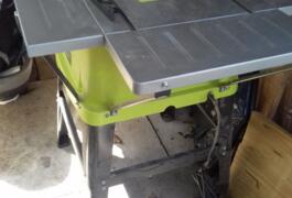 Location outil Scie sur table ryobi ets1526hg près de Sainte-Geneviève-des-Bois